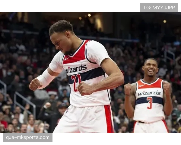 亨利利用高速盘带撕开防线 本赛季边锋角色蜕变驱动进攻提升